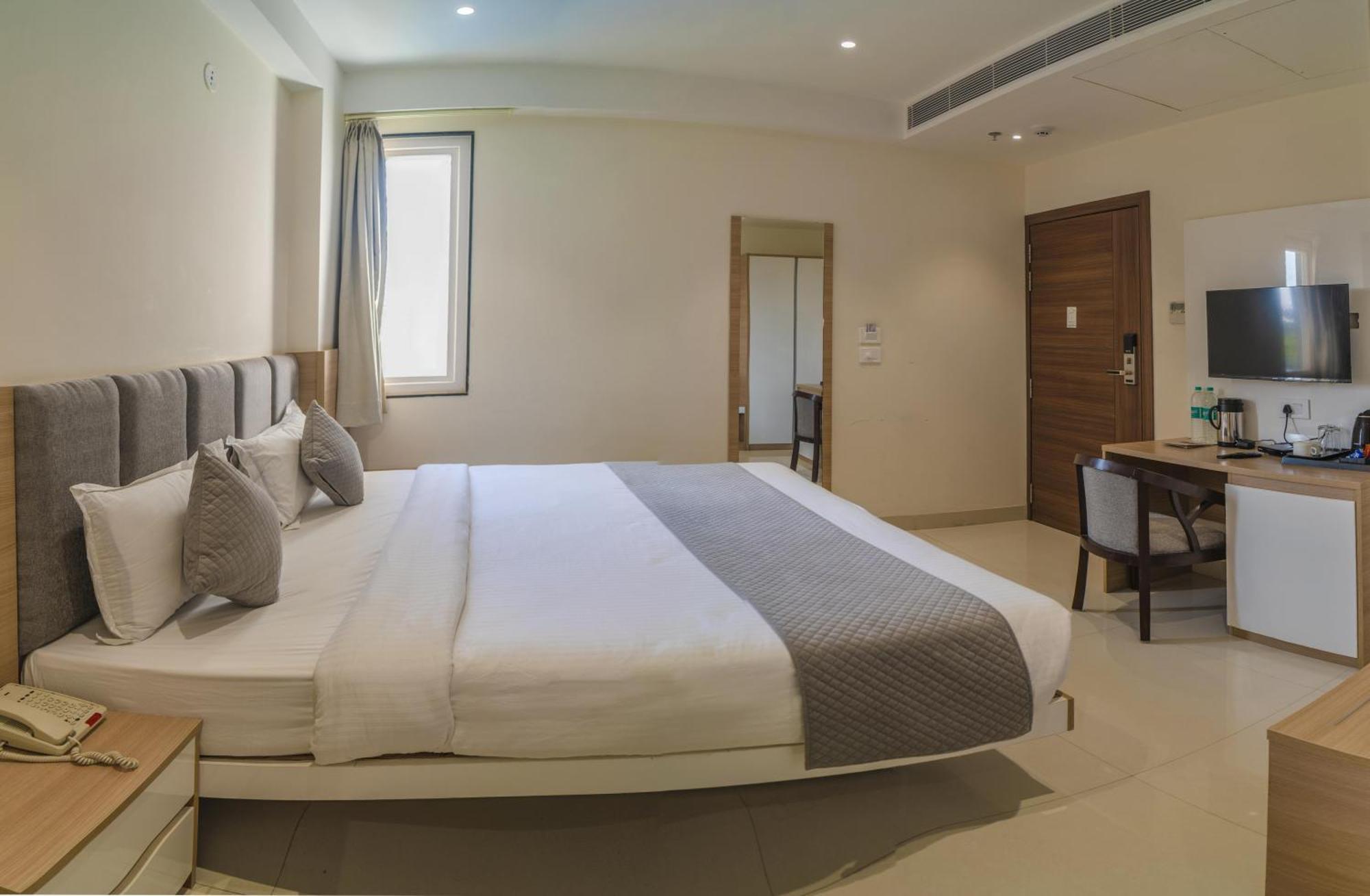 The Mangal View Residency - A Luxury Boutique Business Hotel Udaipur Exterior foto